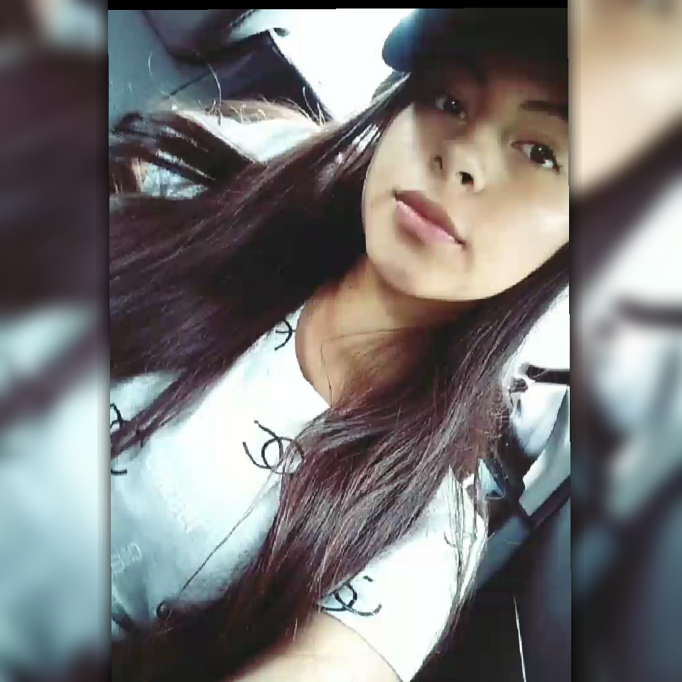 Valentina  from Colombia