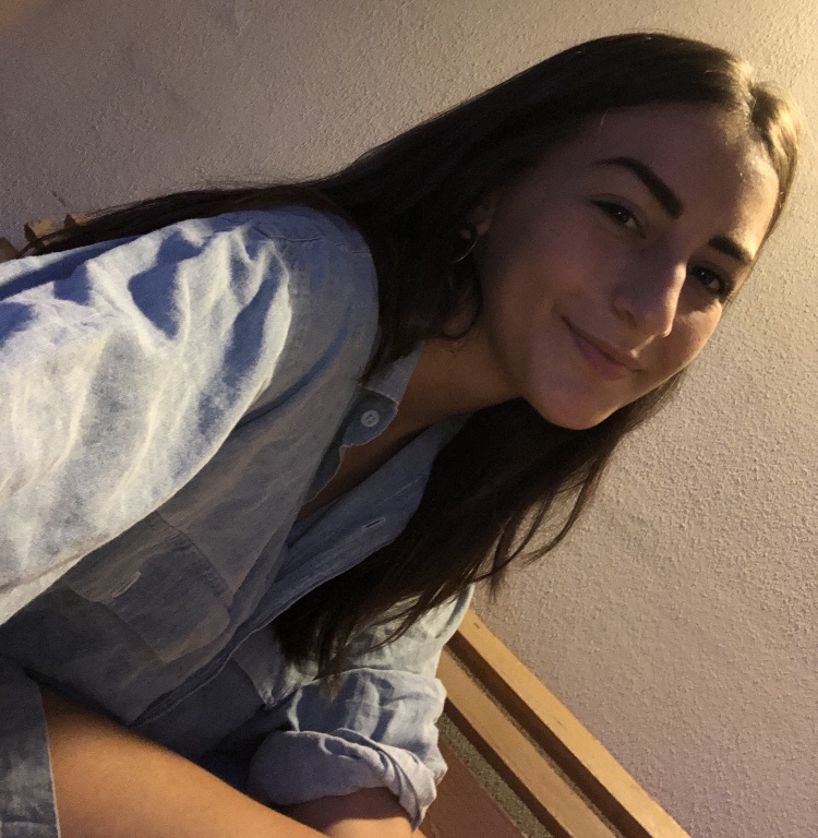 Emma from Italy