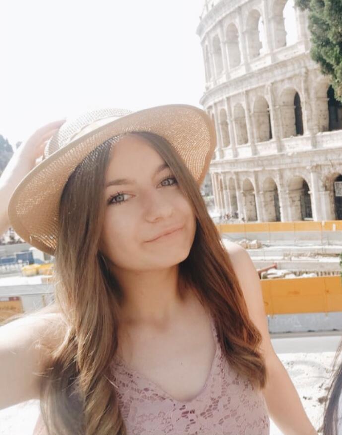 Julia from Italy